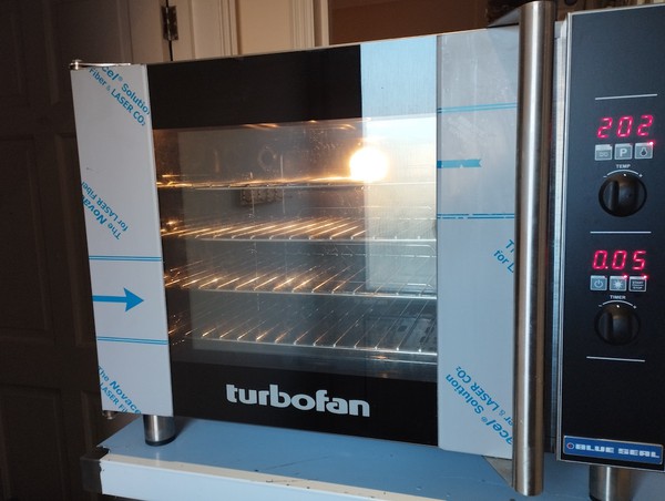 Blue Seal Turbofan Convection Oven in excellent condition