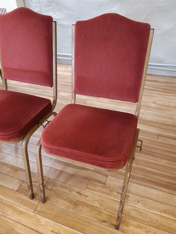 200x Red Shield Back Banqueting Chairs