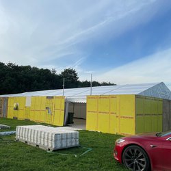 9m x 18m Clearspan Marquee complete with PVC