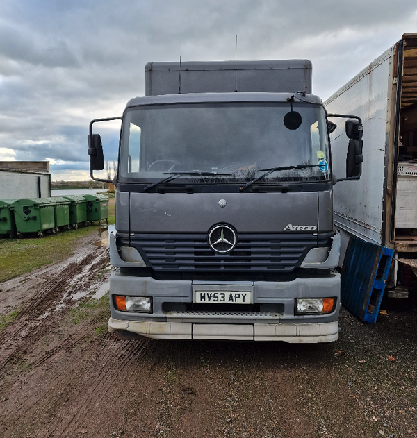 Commercial Truck and Kitchen Trailer - East Midlands 2