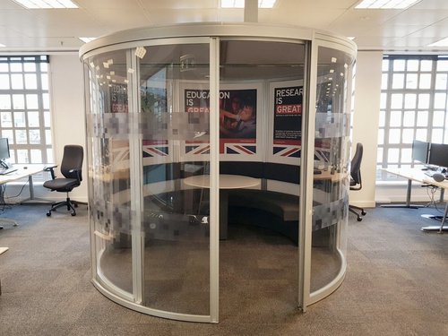 Orange Box Airea 2 Round Acoustic Meeting Pod Orange Box Airea 2 Round Acoustic Meeting Pod