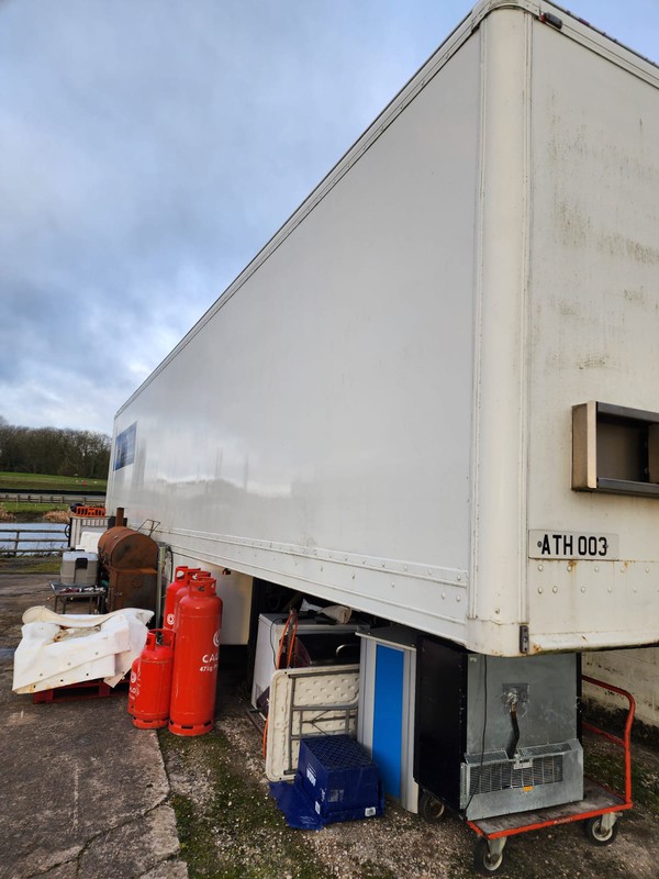 Box Trailer with Tail Lift for sale