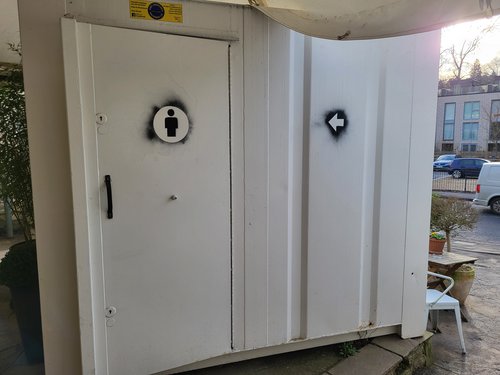 Container toilet unit Container toilet unit