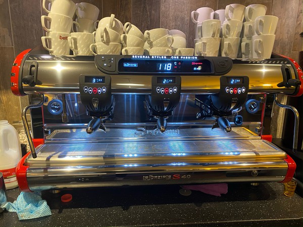 Secondhand 3 group coffee machine