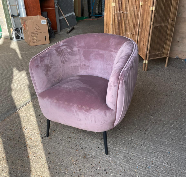 Used lounge chairs for sale