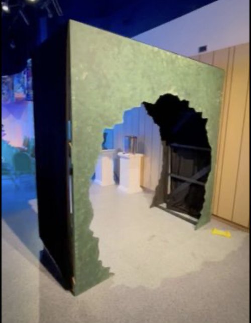 2m x 2m Rabbit Hole Entrance 2m x 2m Rabbit Hole Entrance