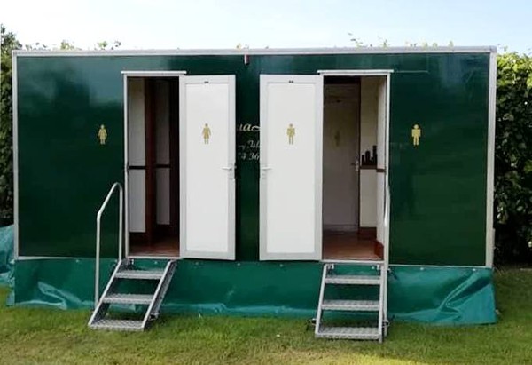 Green 3 + 1 toilet trailer for sale