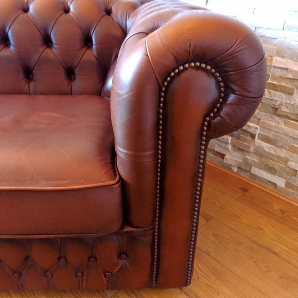 Second and Leather Chesterfield 2 Seater Sofa