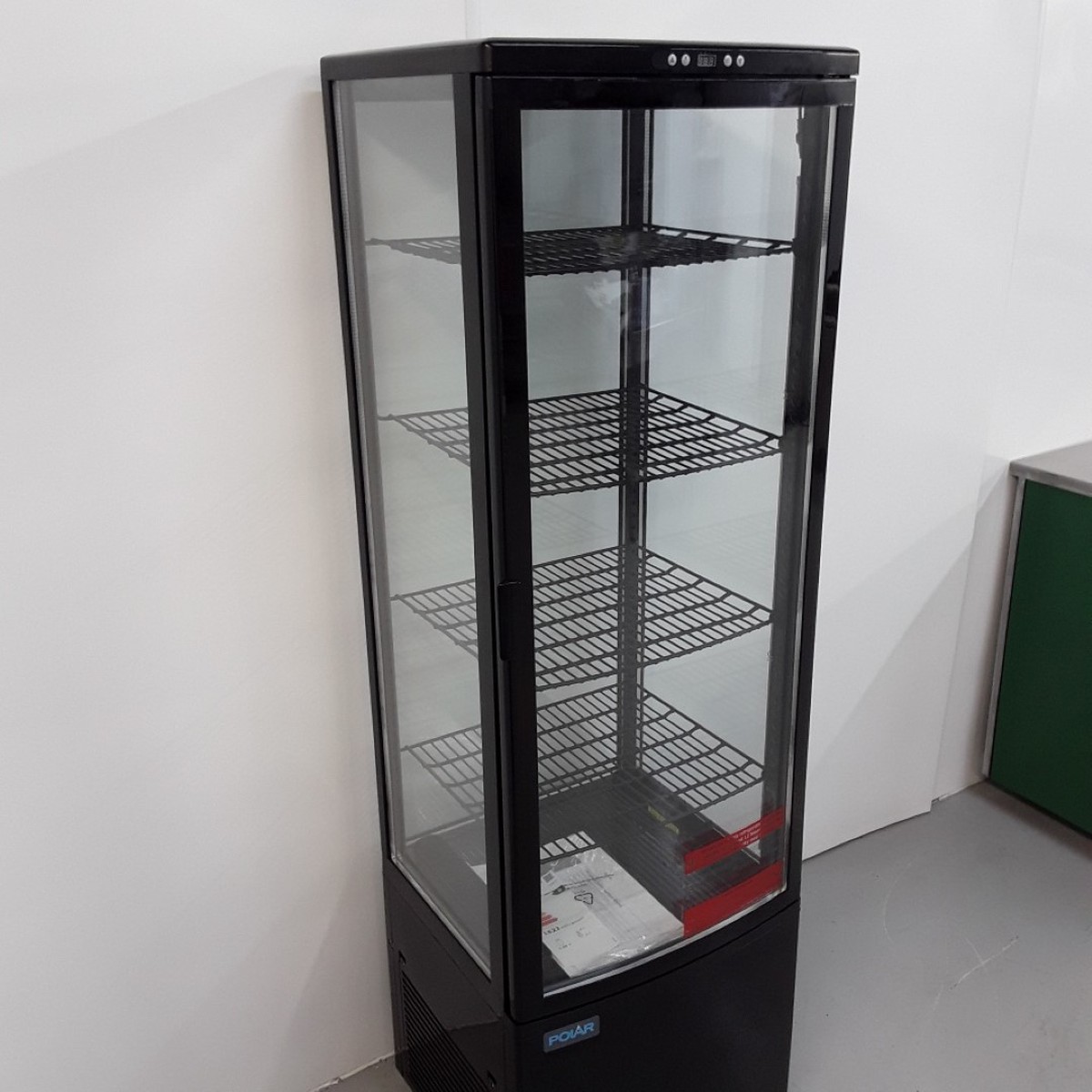 Secondhand Catering Equipment Patisserie and Cake Displays New B