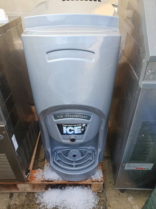 Secondhand Exhibition and Display Equipment Scotsman TC 180AS