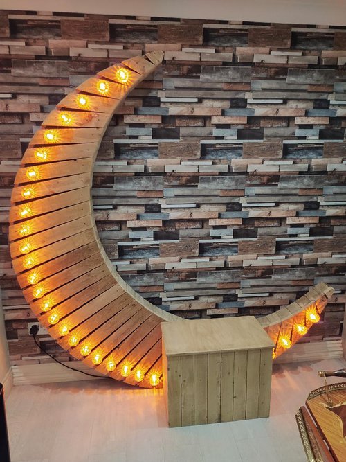 Rustic Illuminated moon + stool Rustic Illuminated moon + stool