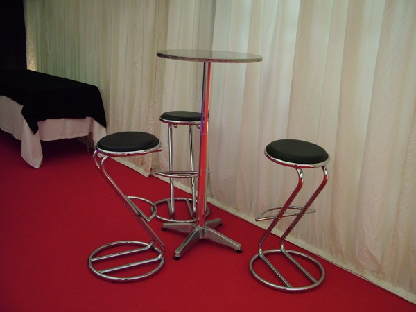 Buy Used Poseur tables