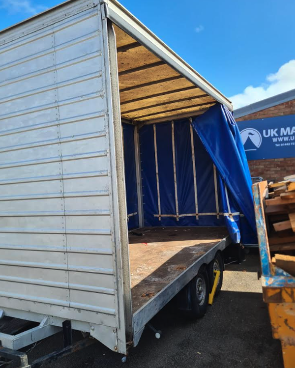 secondhand curtain side trailer for sale