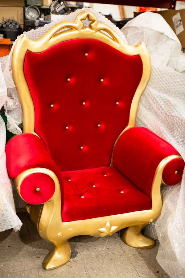 Secondhand Pair of Thrones Fibreglass and Fabric For Sale