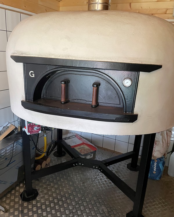 Used Gozney Master 125x100 Free Standing Pizza Oven Gas For Sale