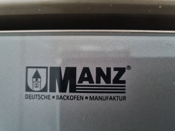 Manz Oven