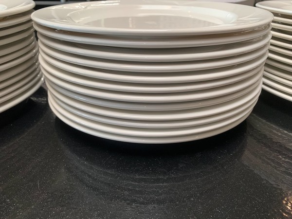 36x Large white Steelite International Bianco Embossed Dinner Plates