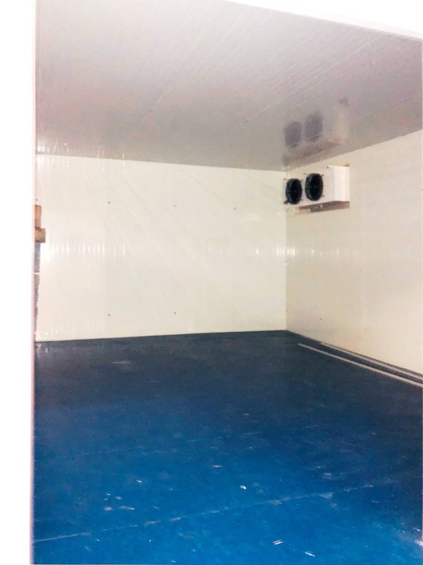 Large cold room for sale