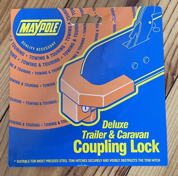 Maypole coupling lock Included