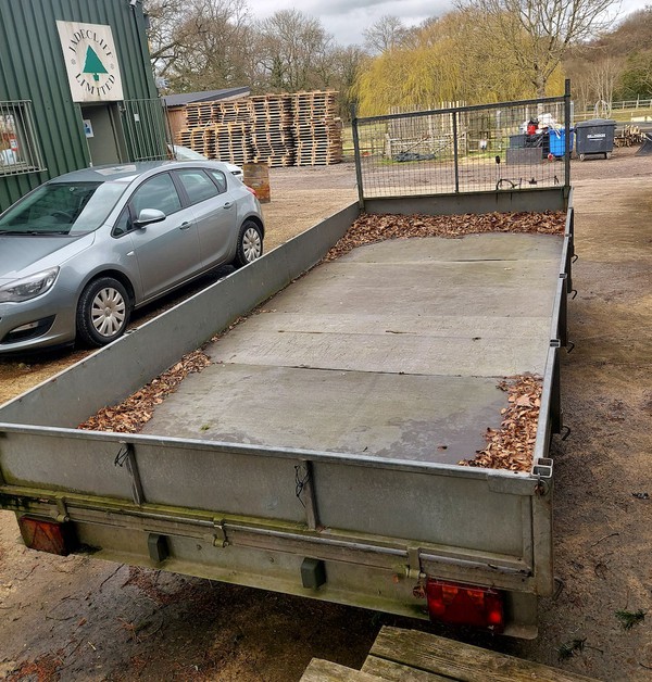 Second Hand Flatbed trailer bed 2m x 4.5m
