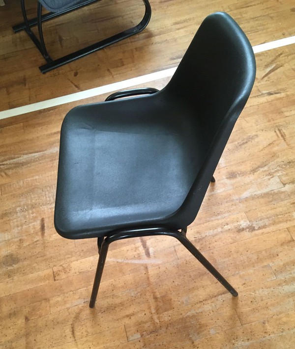 Selling plastic stacking chairs