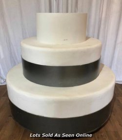 Giant Cake for ladies or Gents to pop out of