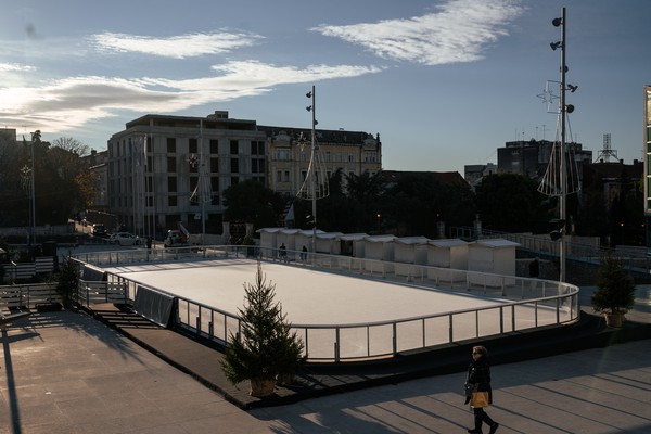 Secondhand Ice Rink 15 x 30 m – 450 m2 For Sale