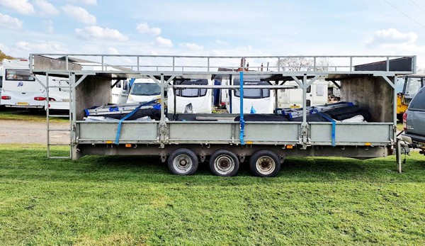 Triple axel Ifor Williams trailer for sale