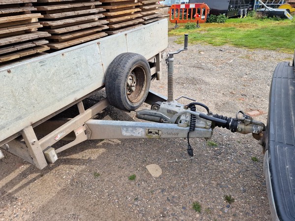 Ifor Williams tow hitch