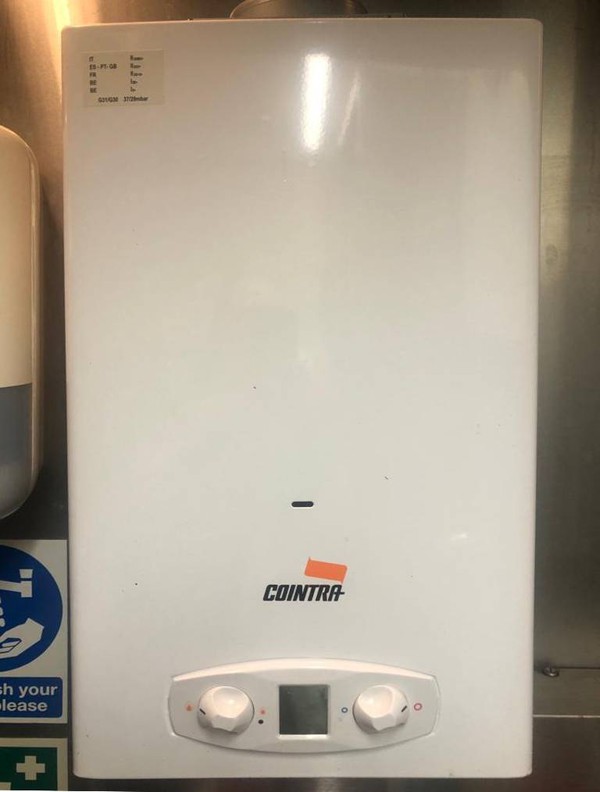 Instant hot water heater