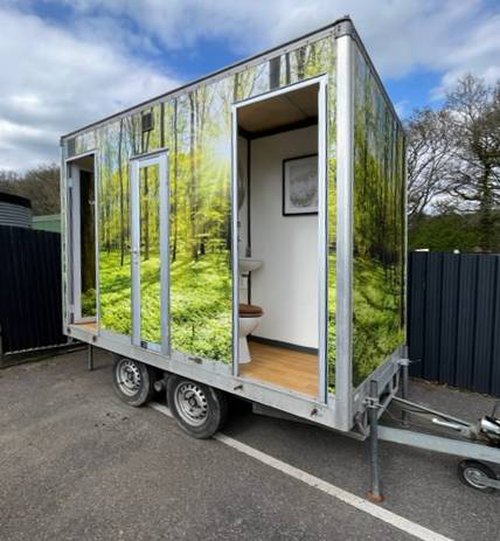 2 + 2 Toilet trailer for sale 2 + 2 Toilet trailer for sale