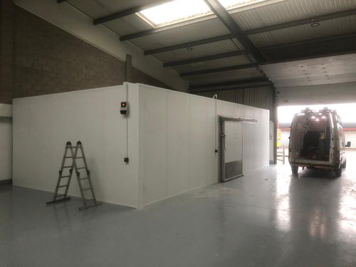 Large Walk In Chiller / Cold Room Large Walk In Chiller / Cold Room