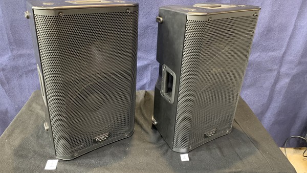 QSC K10 Loud Speakers with Bags 1000w / 1kw