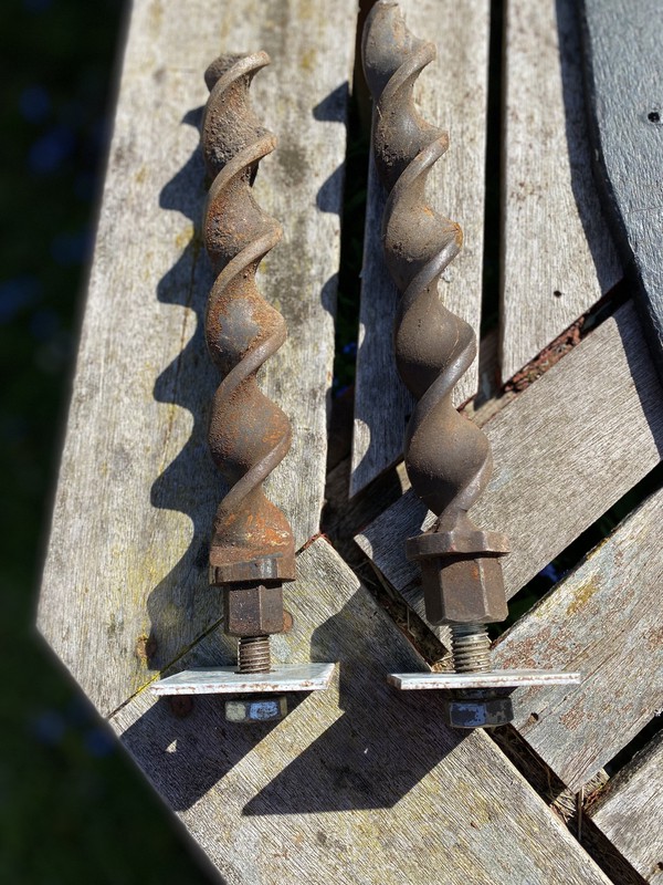 Spriafix ground anchors with bolts