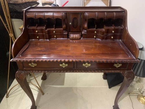 Secondhand Desk with Compartments For Sale Secondhand Desk with Compartments For Sale