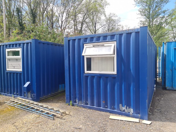 Secondhand Used 20' Site Sleeper Cabins For Sale
