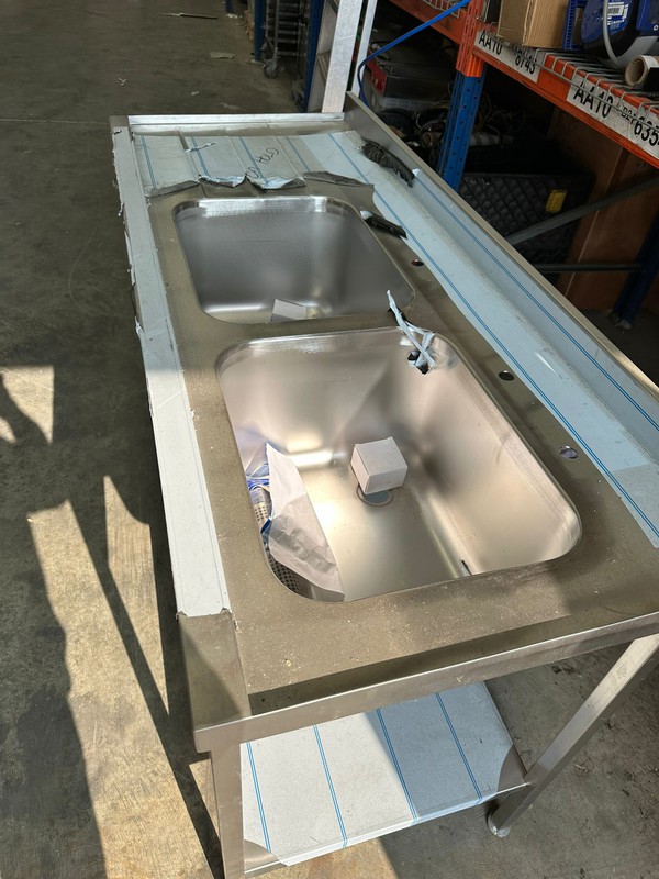 New Stainless Steel Double Sink Left Hand Drainer