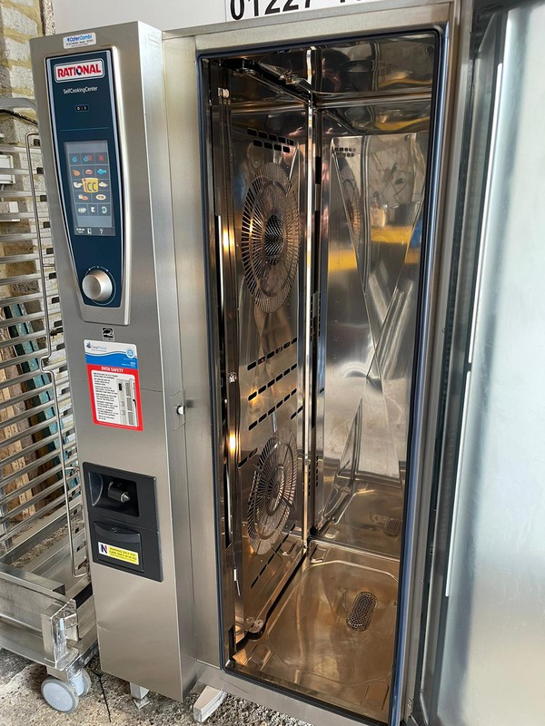 Used 2018 Rational SCCWE 20 Grid Gas Combi Oven with Trolley