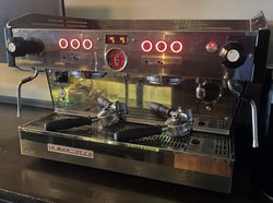 Secondhand Coffee Machine La Marzocco Linea PB AV 2 Group For Sale