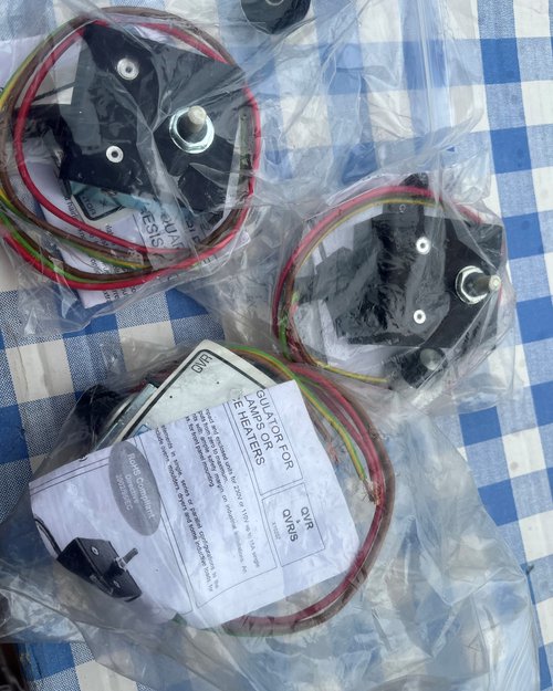 Secondhand Dimmer Switch Qvr/s Variable Ac Voltage Regulator Heat Lamp Display Units 15a For Sale Secondhand Dimmer Switch Qvr/s Variable Ac Voltage Regulator Heat Lamp Display Units 15a For Sale