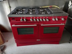 Secondhand Used Britannia Commercial LPG Oven For Sale