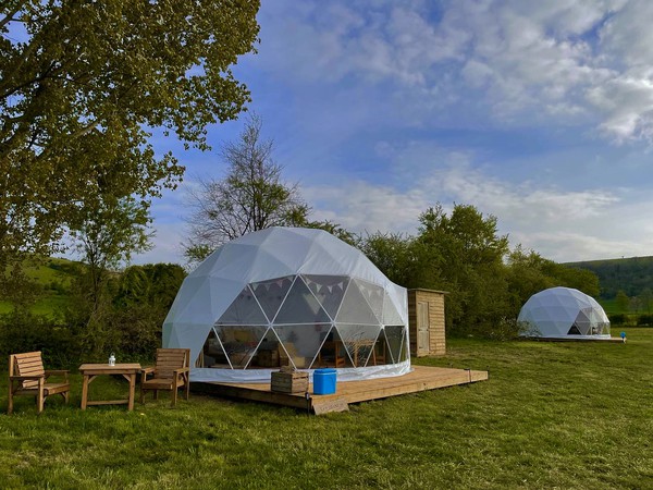Secondhand glamping domes