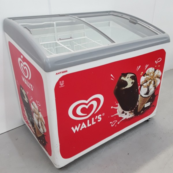 Used AHT Rio S 100 LED Ice Cream Display Freezer For Sale