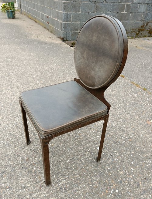 Balloon back Green leather dining chairs Balloon back Green leather dining chairs