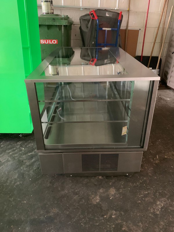 Roller Grill Countertop Display Fridge For Sale