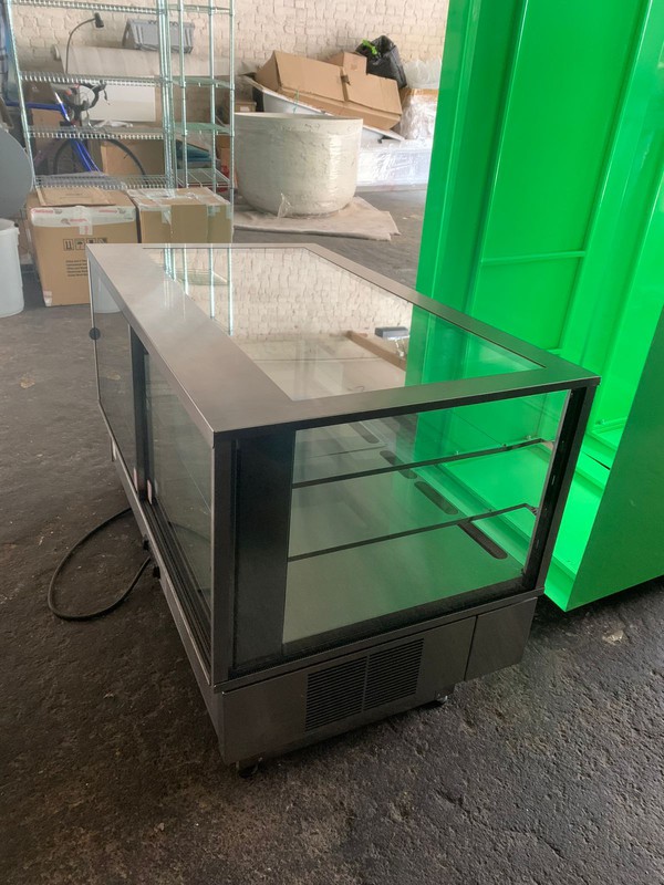 Secondhand Roller Grill Countertop Display Fridge For Sale