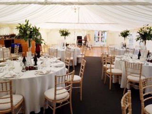 9m x 9m with lining  (not inc. in the price) 9m x 9m with lining  (not inc. in the price)