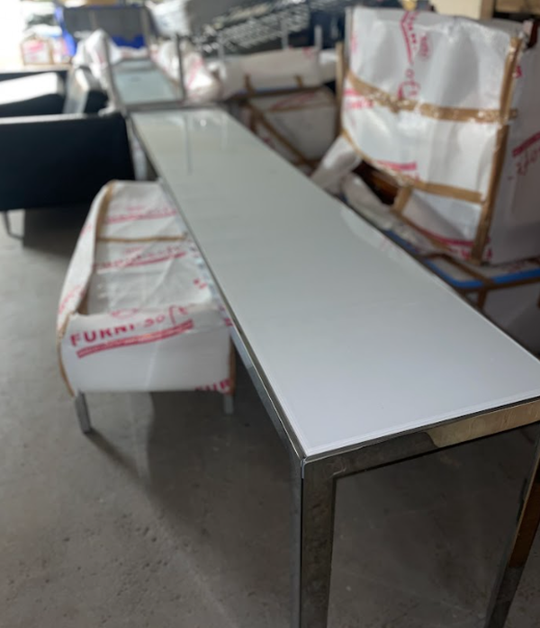 Secondhand glass tables
