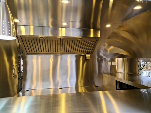 Secondhand Silver Airstream Catering Trailer 3.5m For Sale