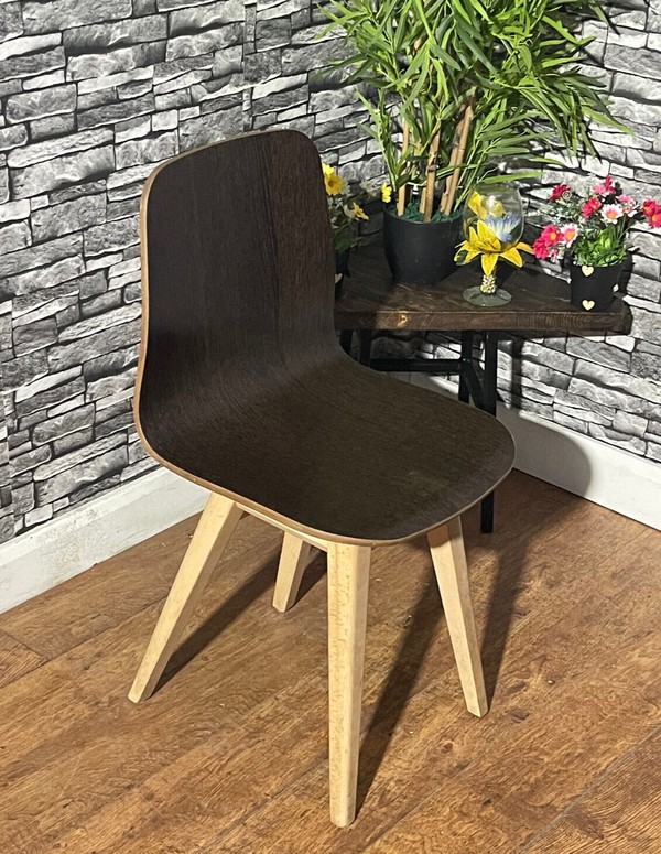 Secondhand Heavy Duty Brown Ply Bar Café Bistro Restaurant Side Chairs For Sale